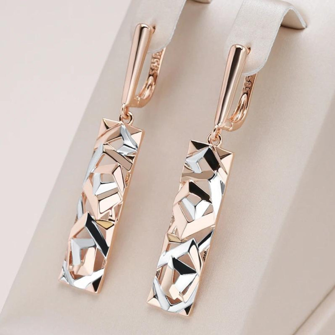 Timeless Anne Earrings