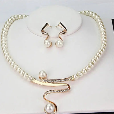 Natural Pearl Jewelry Set: Necklace and Earrings