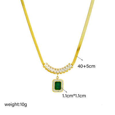 Elegant Emerald Green Jewellery Set