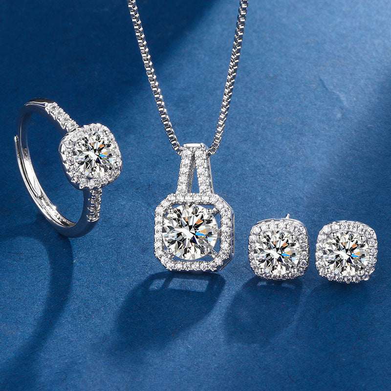 Exclusive White Gold Aria Square Radiant Jewellery Set