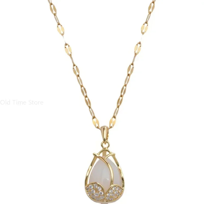 Elegant Gold Tulip Pink Crystal Pendant Necklace