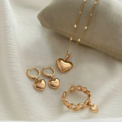 Vintage Love Heart Pendant Set