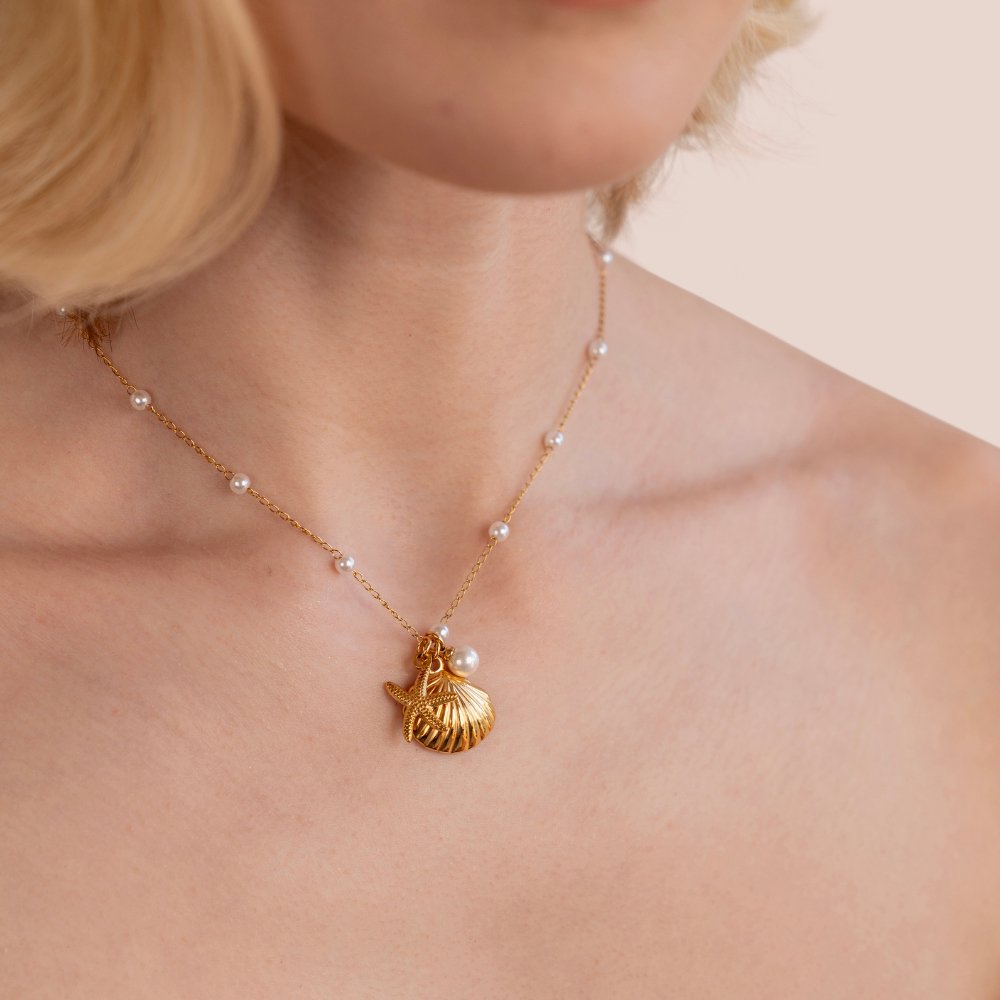 Shell Charm Necklace