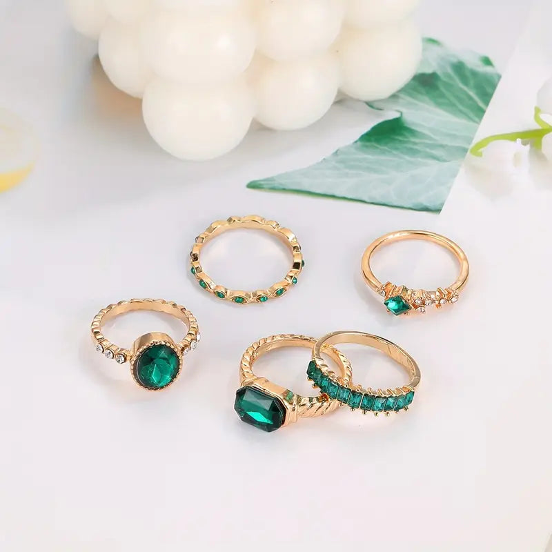 Zarina Emerald Gold Ring Set