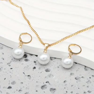 Golden Grace Pearl Jewelry Set