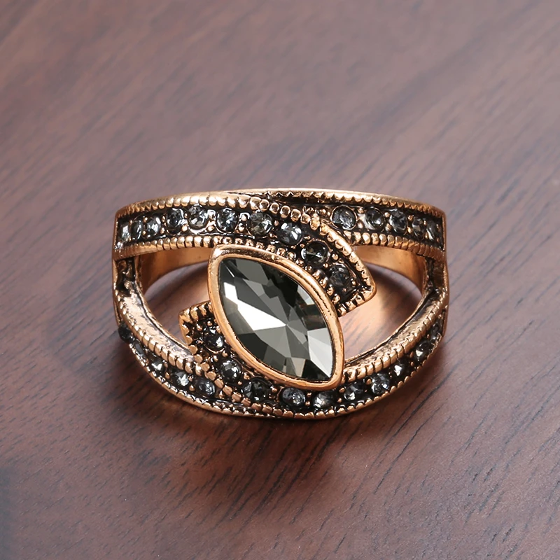 Black Crystal Ring