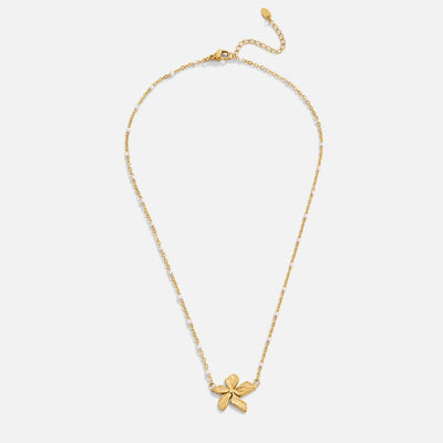 Elegant Gold Flower Necklace