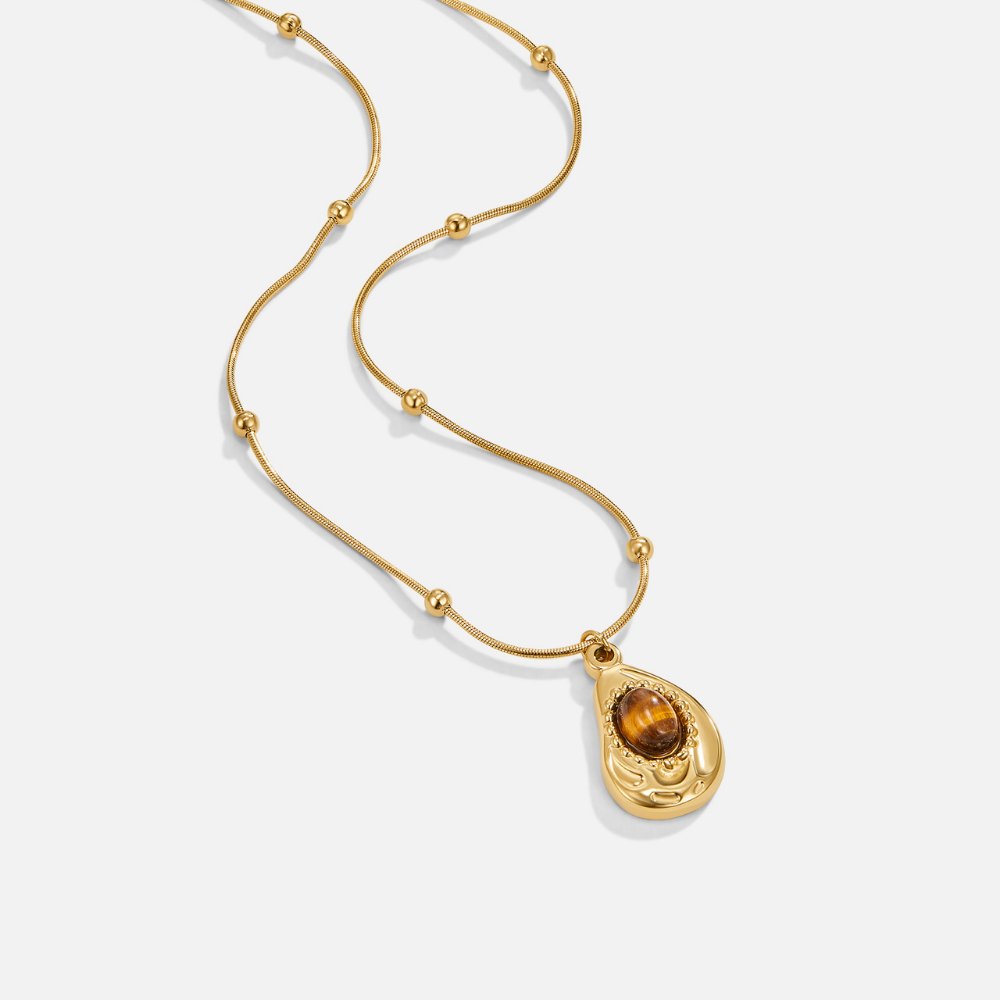Elegant Gold Necklace with Tiger’s Eye Stone